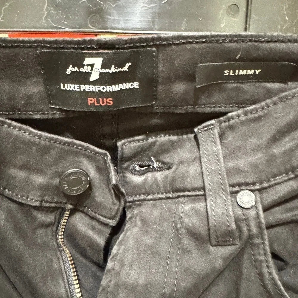 Women’s Black slim pants. Size 6. - Picture 4 of 4